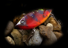 Load image into Gallery viewer, 3 in Lipless Trap &quot;Fall Red Craw w/Green&quot;