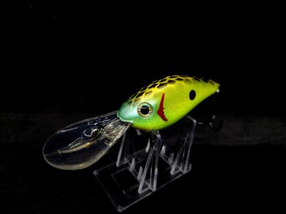 Strike King 8XD Repaint "Green Shad" - Image 3